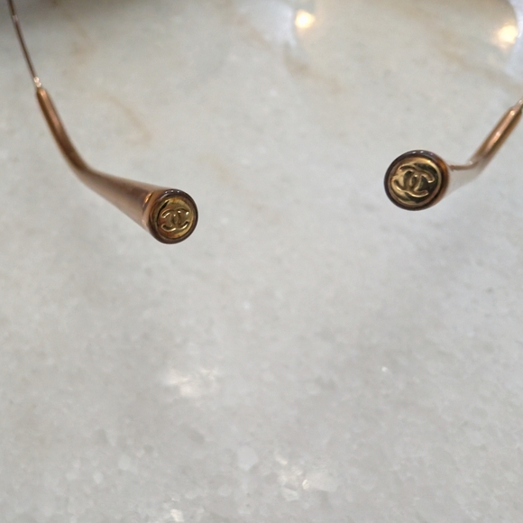 Chanel Vintage 4017-D SUNGLASSES - Picture 5 of 11